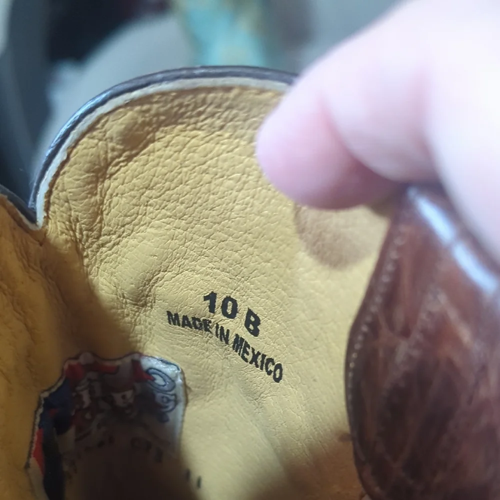 Brown and Blue Western Boots - Picture 5 of 6